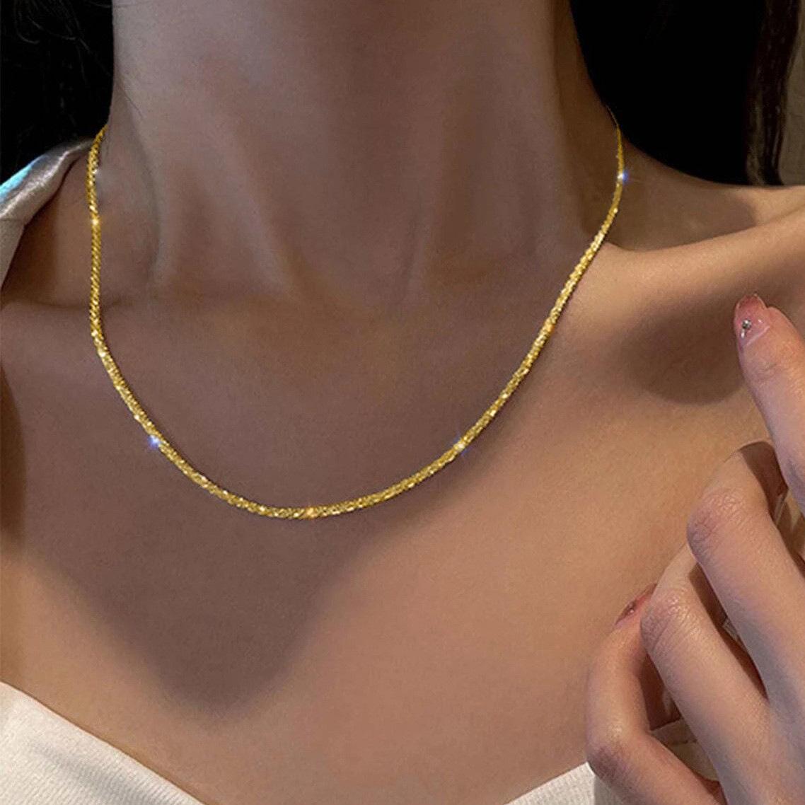 Minimalist Diamond Necklace, High-End Luxury Sparkling Collarbone Chain, Elegant Women's Jewelry, Simple Cold Style Pendant