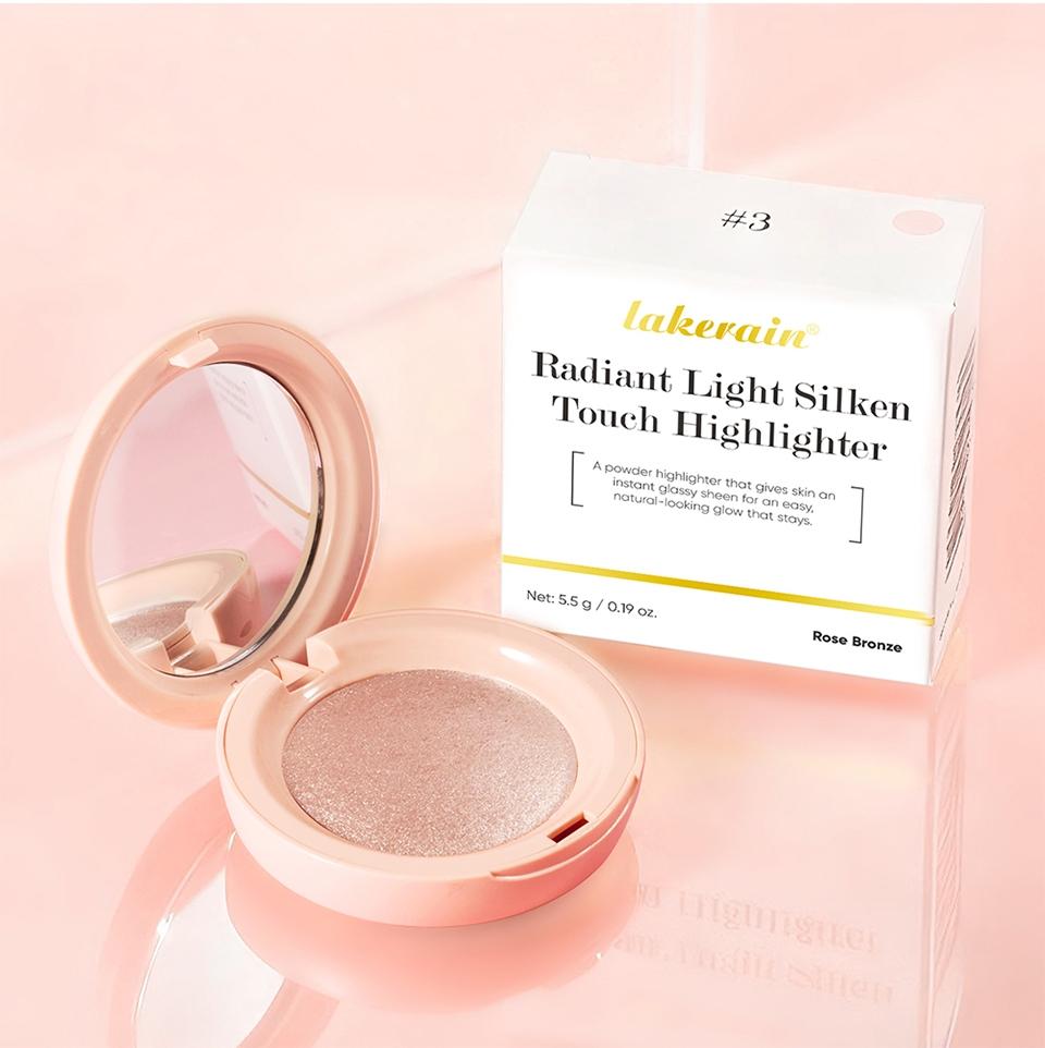 4-colour cream highlighter; illuminating highlighter; glitter highlighter; contouring highlighter all-in-one; ginger-toned highlighter; pearlescent highlighter; facial illuminating highlighter; subtle shimmer highlighter; intense shimmer highlighter