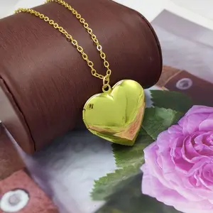 Anime Cartoon Game UNDERTALE Sans Cosplay Necklace Unisex Metal Family Photo Frame Heart Pendant Jewelry Accessories Gift