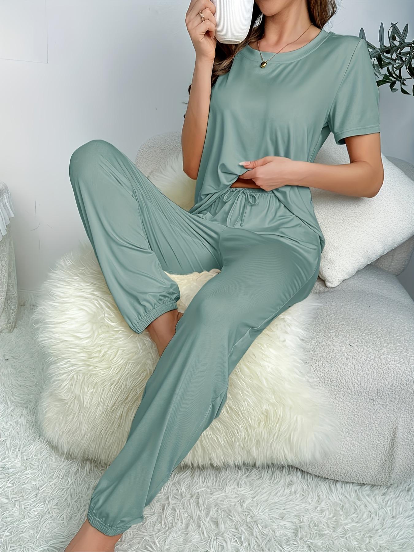 Ultra-Soft 2-Piece Lounge Set: Women's Comfy Short Sleeve Tee & Jogger Pants - Perfect for Sleep, Home, or Casual Outings
