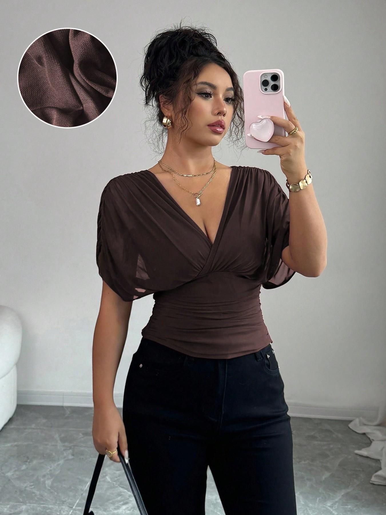 Women's V Neck Ruched Slim Fit Solid Color Blouse, Summer Short Sleeve Fitted Top, Casual Fashion Shirt for Women, Womenswear