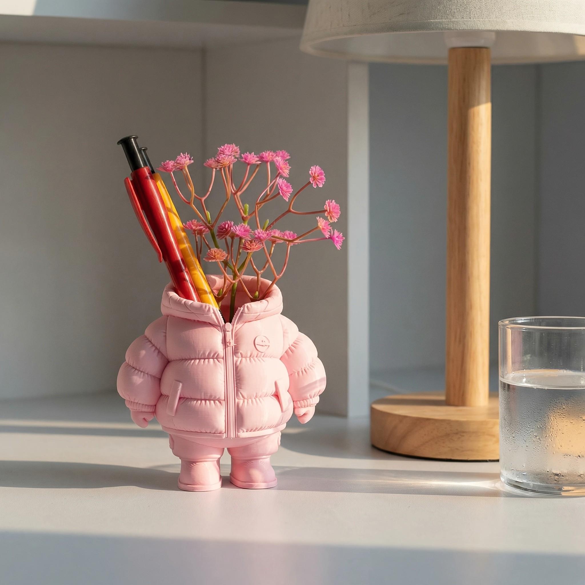 3D Printed Down Jacket Desk Organizer, Pencil Holder, Dried Flower Vase, Realistic Fun Design, Adds Atmosphere to Your Desk