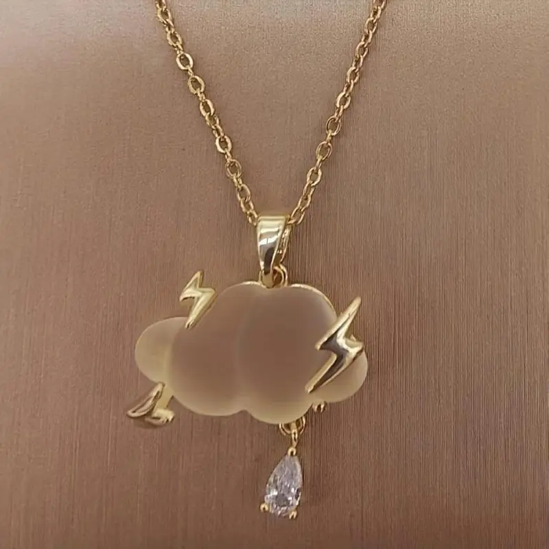 1Pc Copper Alloy Female Lightning Cloud Pendant Necklace - Golden Elegant Metallic Shine Jewelry, General Electroplating, Metal Coating, Casual Daily Wear, Birthday Gift (No Extra Accessories)