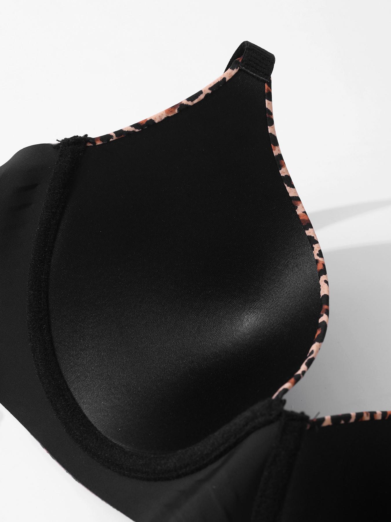 1 pack / 3 colors - Leopard print seamless bra - Four rows, two clasps - XS - XL size - Adjustable for shaping and support during exercise - Suitable for daily wear, parties, yoga - Comfortable, breathable, fits well and is skin-friendly - Women's bra