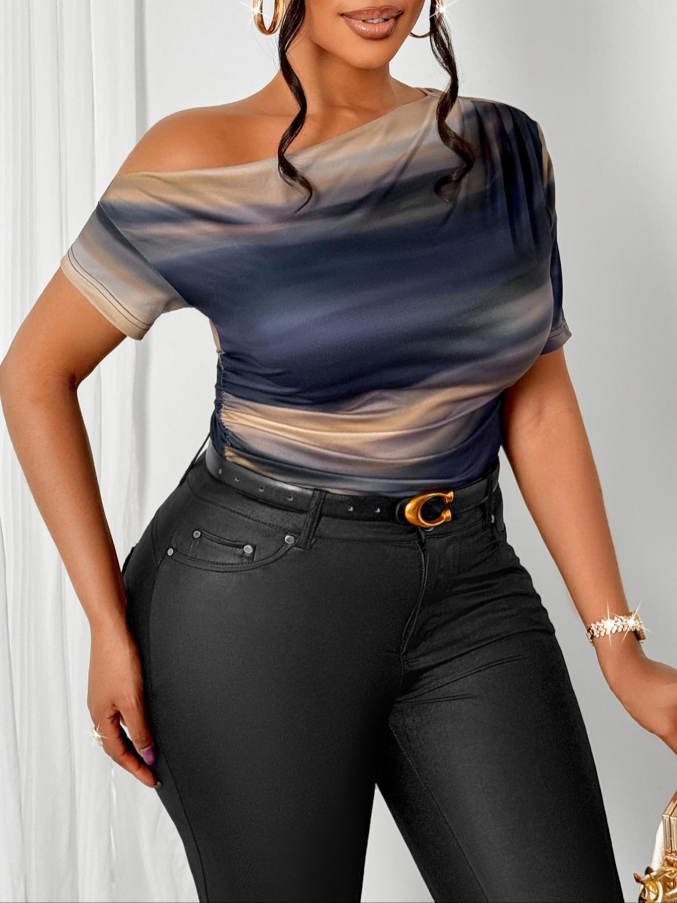 Women's Gradient Asymmetrical Neck Short Sleeve Top, Casual Loose-Fitting Summer T-Shirt, Ladies Fashion Clothing for Daily Wear, Womenswear