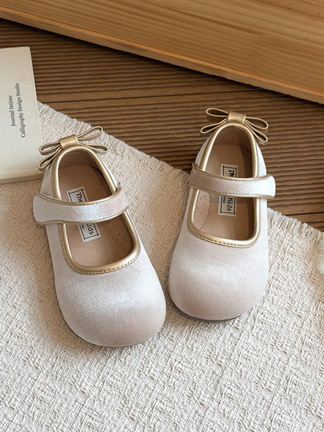 Girls' Velvet Gold Trim Mary Jane Shoes, Soft Sole Anti-Slip Round Toe Flat, Elegant Princess Shoes for Performances/proms
