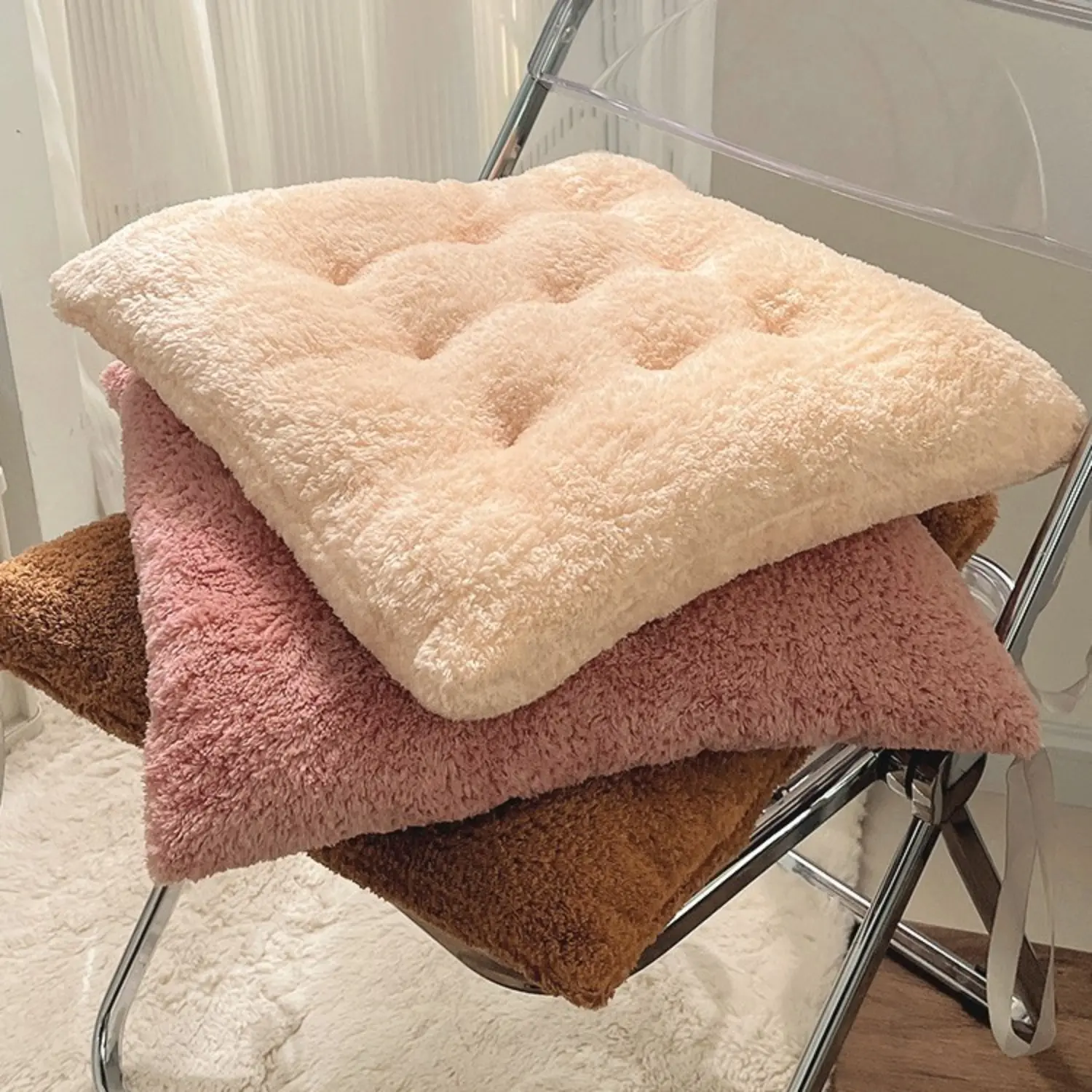 Cozy Teddy Fleece Chair Cushion for Office, Soft Warm Winter Plush Seat Pad with Ties, Thick Tufted Non-Slip Dining Chair Mats, Anti-Fatigue Desk Butt Pillow for Home Classroom Car