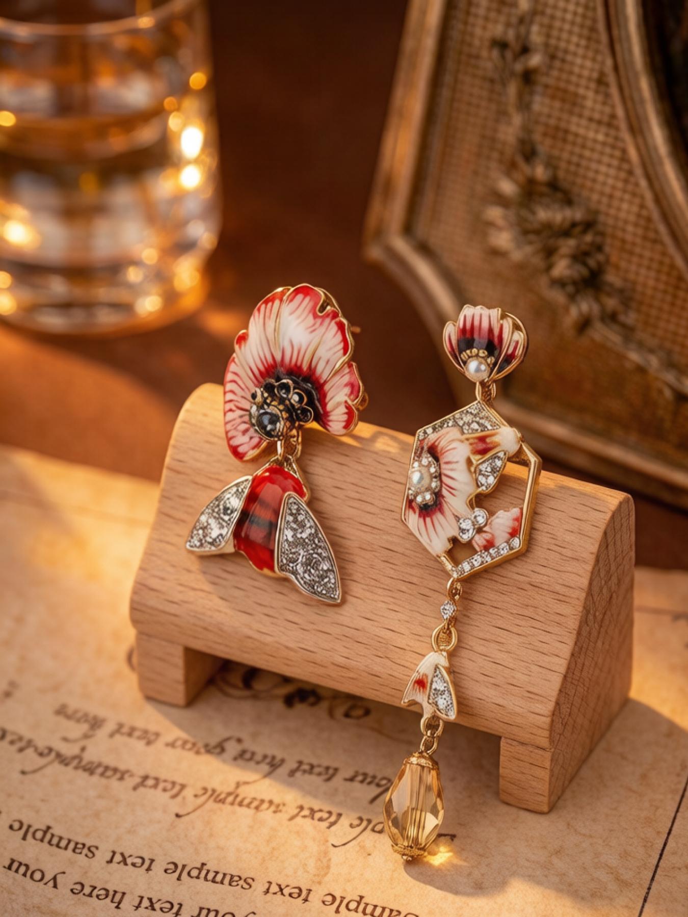 A pair of fashionable enamel floral and bee-shaped earrings with yellow crystal pendants, suitable for both daily commuting and vacation dates, and also a delightful and exquisite small gift.