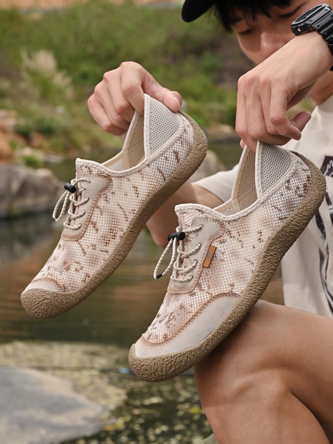 Men's Solid Color Mesh Breathable Outdoor Water Shoes Drawstring Two-Way Closed-Toe Sandals Non-Slip Wear-Resistant Soft Sole Hiking Shoes