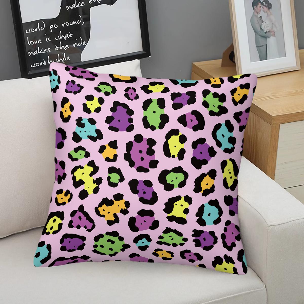 Classic Leopard Print Boho Chic Throw Pillow, Luxury Vintage Bohemian Decorative Pillow with Insert, All Season Lumbar Support Cushion for Sofa, Bay Window, Cafe, Perfect Housewarming Birthday Christmas Gift