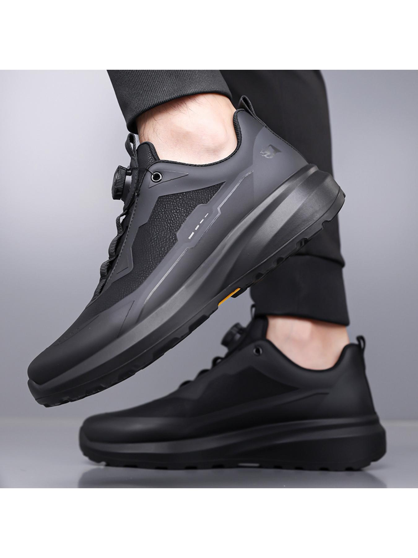 Men's casual shoes with breathable and lightweight mesh surface, convenient on and off with rotating buckle, versatile sports style for daily use, suitable for commuting and walking, practical gift recommendation