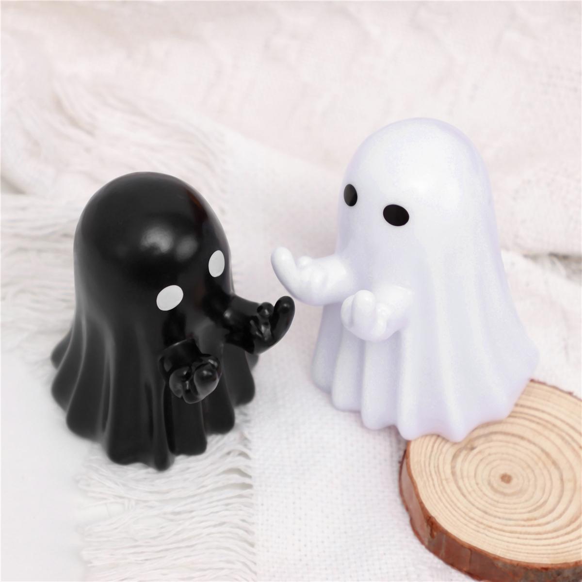 Unique Ghost Figurine Western Figurine Halloween Decoration Accessory, Home Decor & Holiday Atmosphere Creator, Perfect for Spooky Season Festivities, Home Decor Ornament