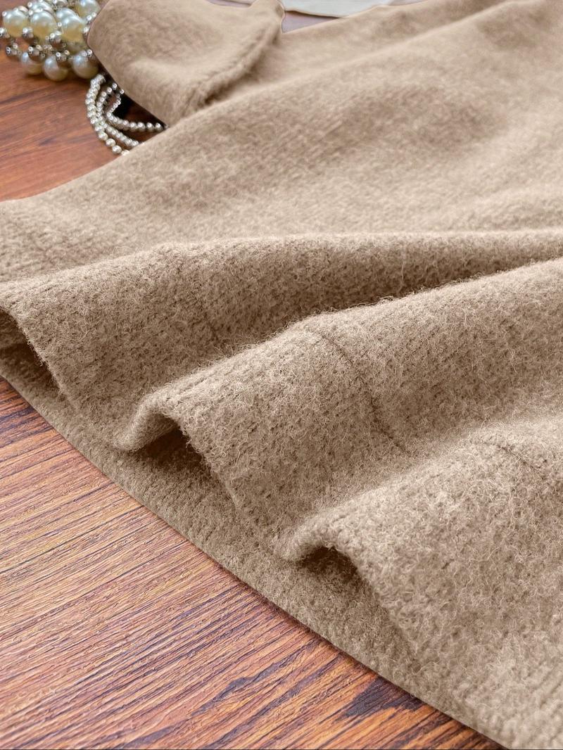 [Autumn and Winter] Red plaid bow print women's casual and fashionable round neck imitation wool top, pattern print comfortable round neck imitation wool top, suitable for autumn and winter season, a gift for mother