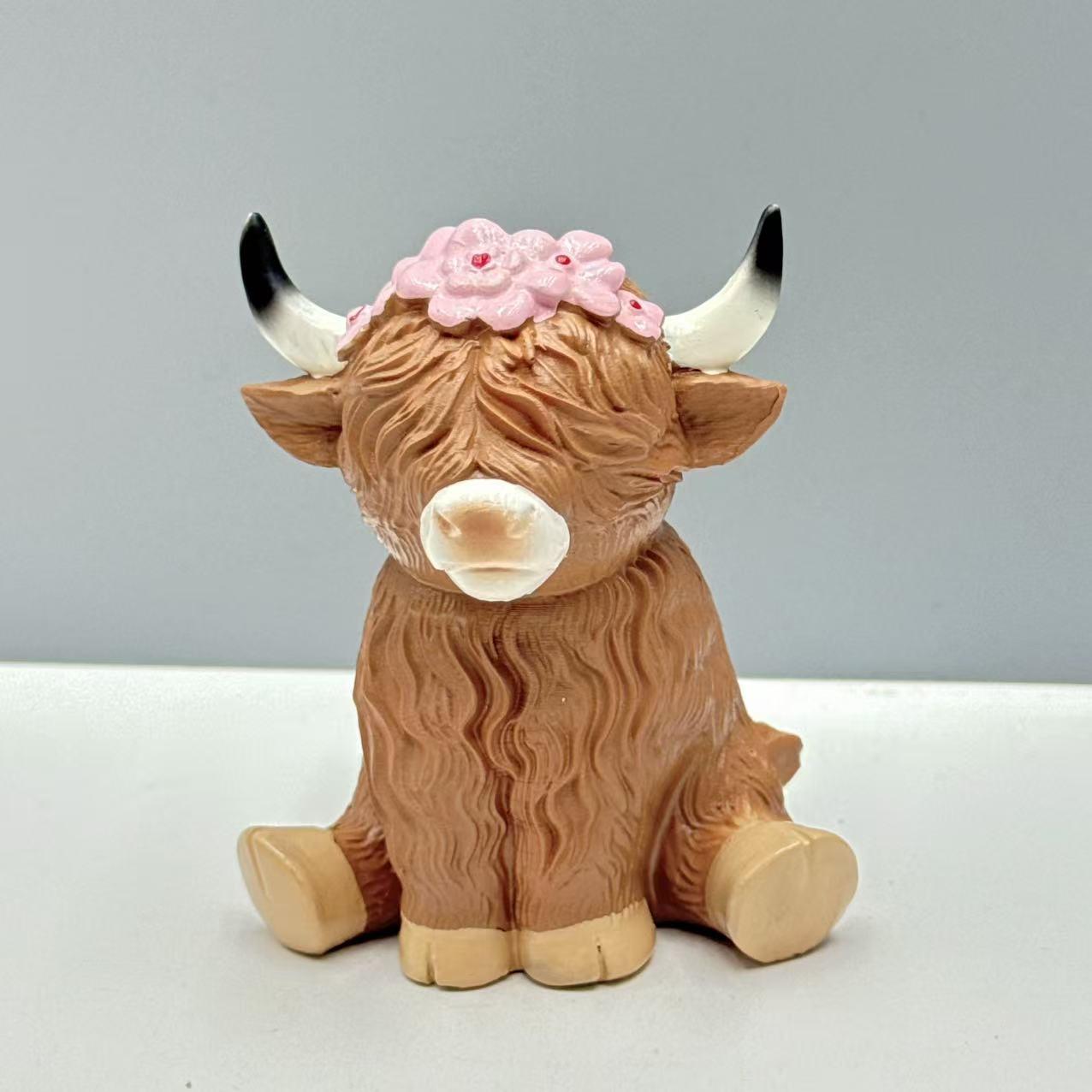 Collectible Figurines Mini Creative Resin Animal Statues, Highland Cow Ornament, Festival Decor, Movie Souvenir, Best Holiday Gift