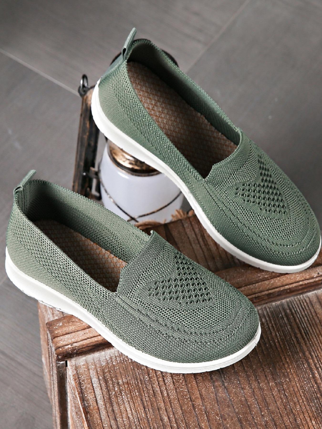 Women's round-toe knitted flat shoes, comfortable low-heeled one-step design, easy to walk, perfect formal shoes for casual wear