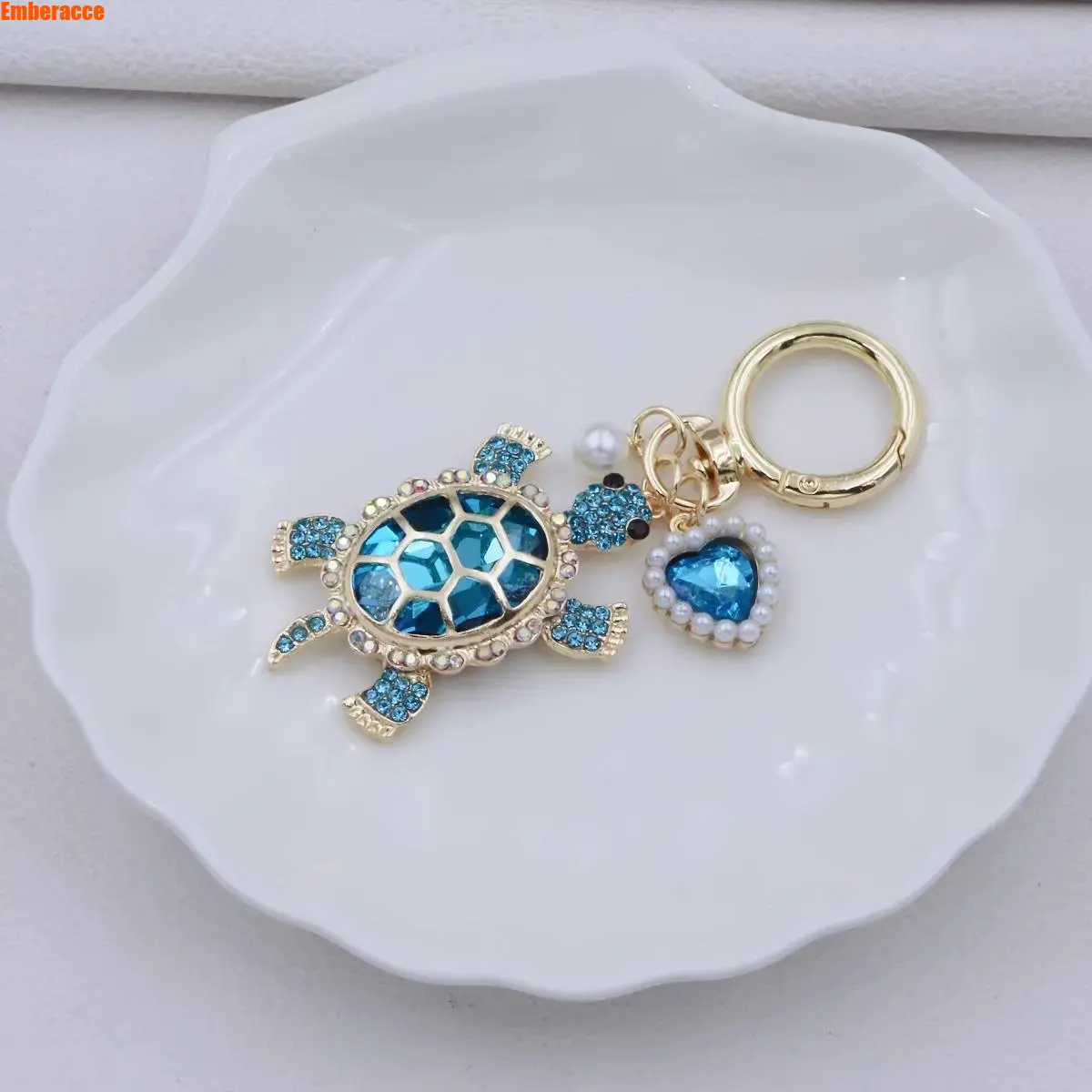 Women's Cute Turtle Charm Keychain, Kawaii Ocean Theme Bag Charm with Pearl Accents, Enamel Sea Turtle Keychain for Purse, Backpack, Beach Bag, Summer Accessories and Gifts for Women