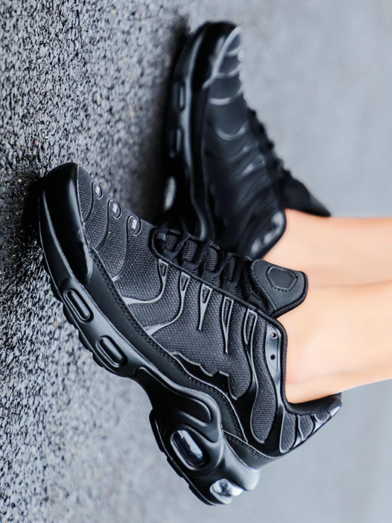 Unisex's Retro Air Cushion Sneakers, Colorblock Design with Breathable Mesh & Patent Leather Accents, Visible Air Units for Superior Shock Absorption, Trendy Retro Style Ideal for Streetwear and Daily Casual Outfits