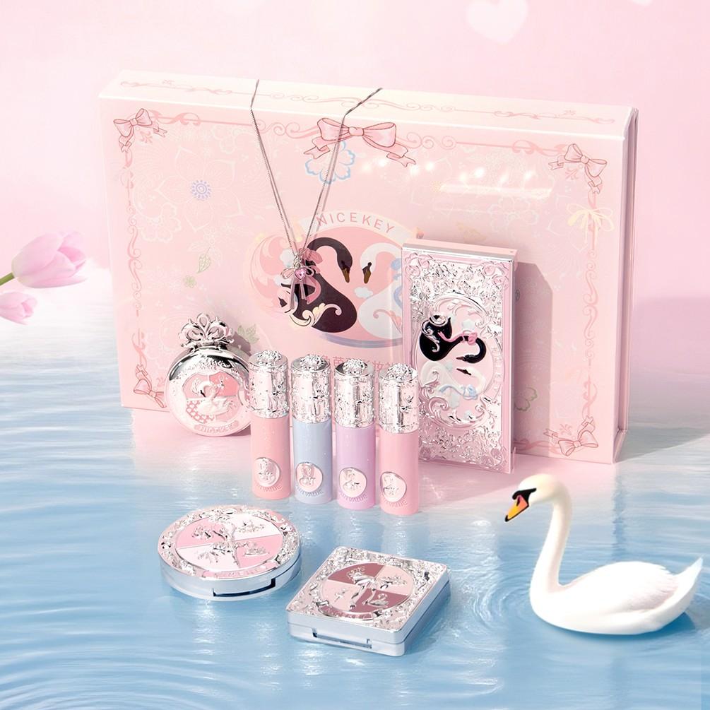 Ballet Makeup Gift Box Set, Lip Balm + Powder + Highlighter + Eyeshadow Palette, Perfect Holiday Gift with Gift Bag & Card, Makeup Kit Set