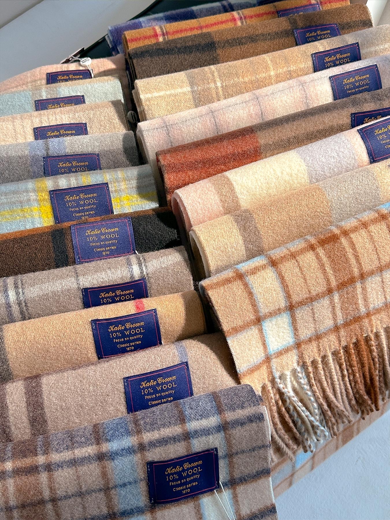 Women's Plaid Print Scarf with Fringe Decoration, Warm & Comfortable Fall/winter Accessory, Fashionable Boho Style for Women & Girls