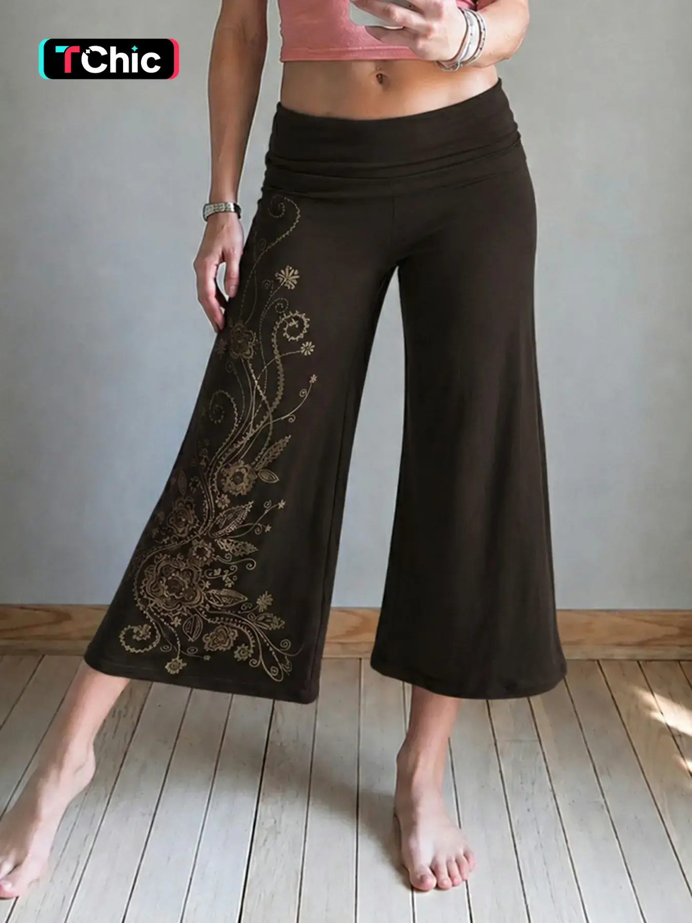 Vintage Floral Print Drawstring Waist Women's Wide Leg Capri Pants, Loose-Fitting Casual Street Style, Unlined Woven Fabric, Casual Summer Bottoms