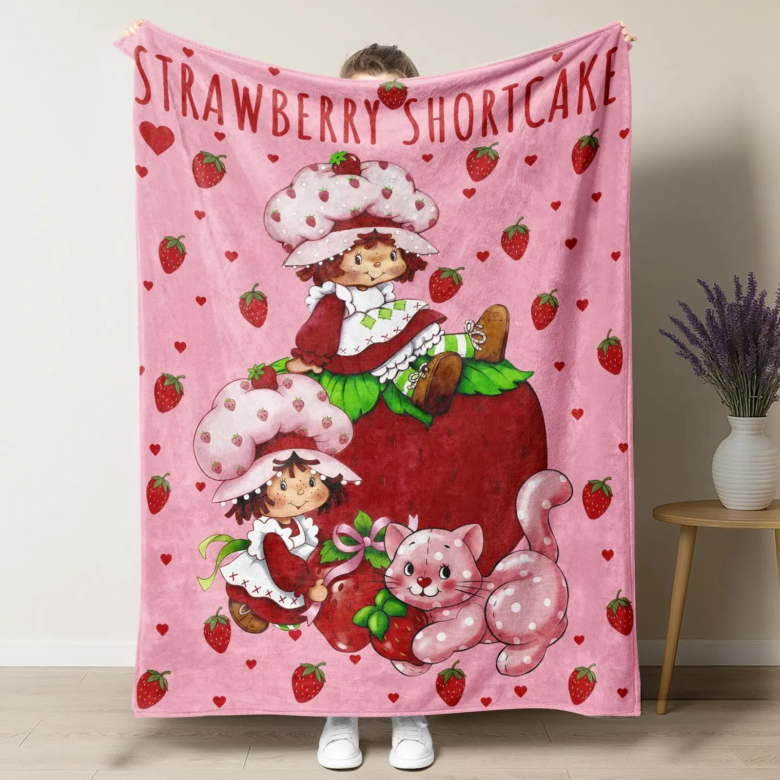 Strawberry Shortcake Cat Vintage Flannel Blanket Pink Double Character Strawberry Print Soft Cozy Throw Blanket Kids Blanket Adult Blanket Cottagecore Nostalgia Decor Lightweight Warm Bed Sofa Travel Gift