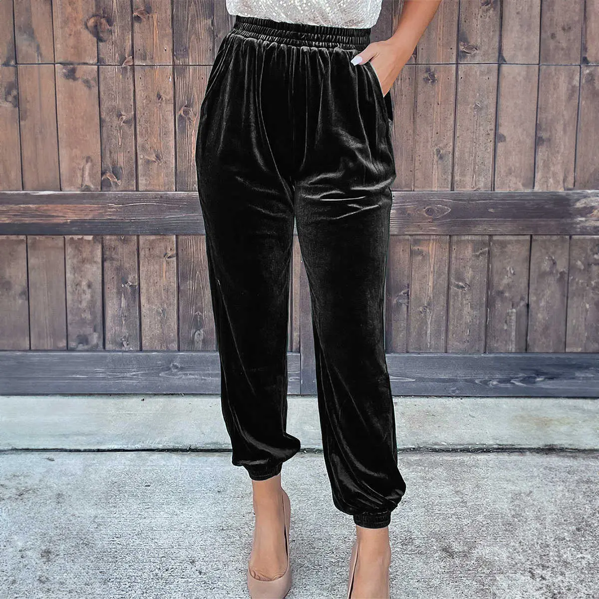 Black Solid Velvet Jogger Pants