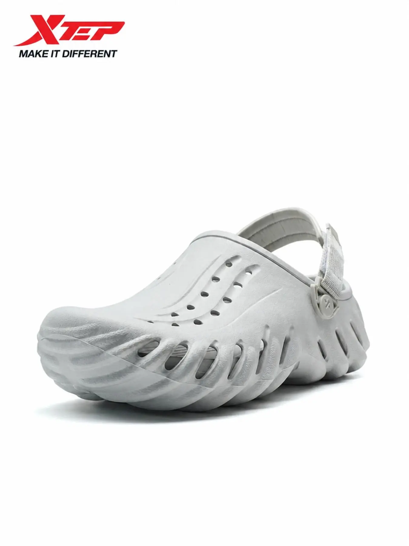 Xtep Men's Outdoor Sports Sandals, Summer Anti-Slip Durable Hiking Beach Shoes, Comfortable Hole Design Footwear for Outdoor Activities