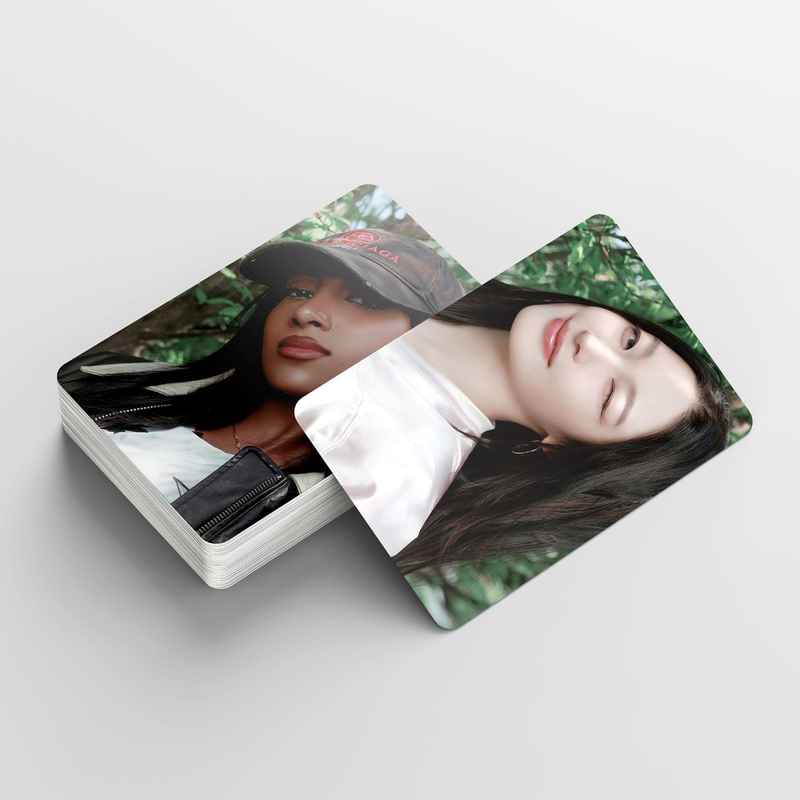 KATSEYE メーガン Holiday boxトレカ megan katseye holiday box photocard Twice | Mercari
