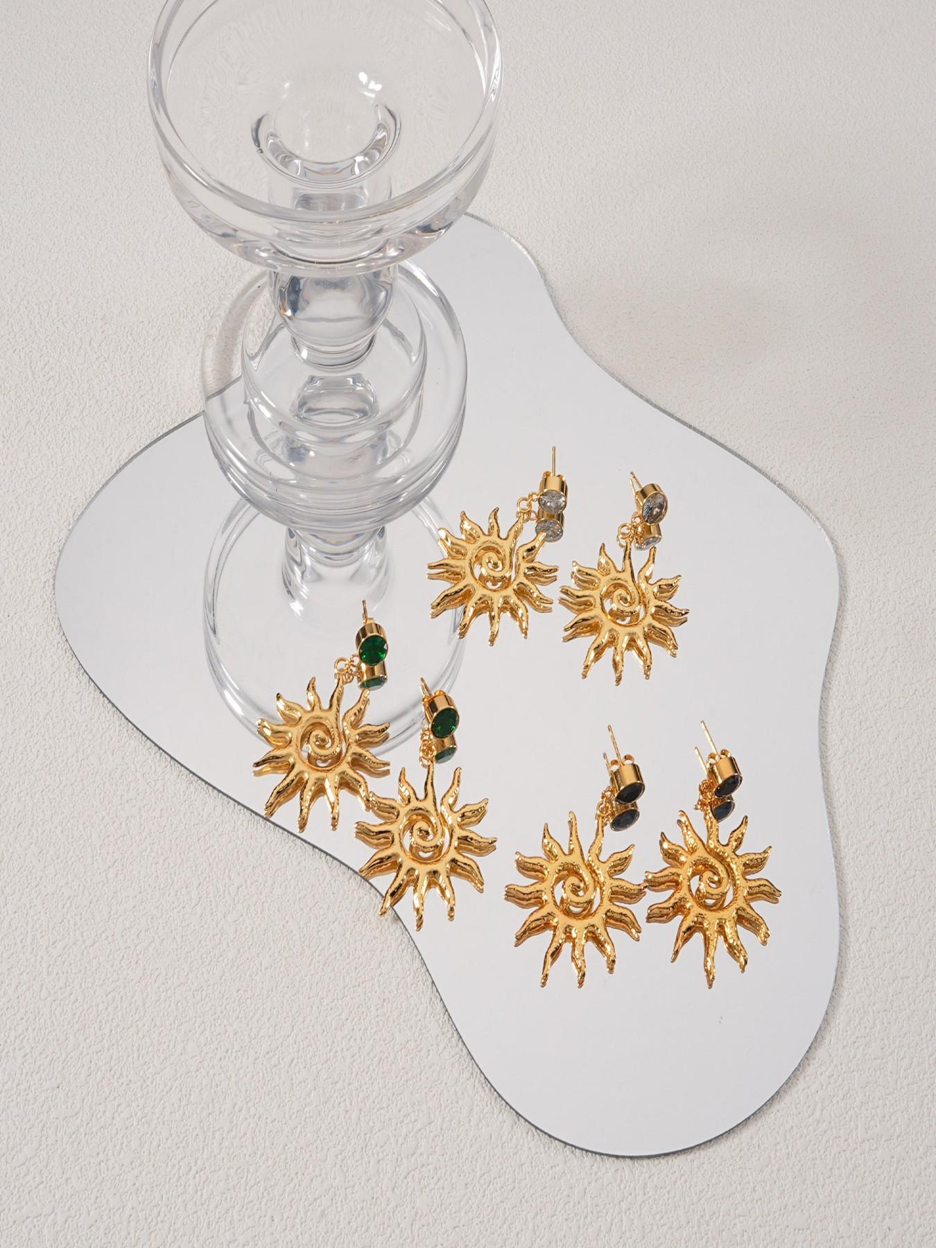 Chic 18k Gold Plated Stud Earrings Set, Elegant Striped Design, High-End Jewelry for Women, Fashionable Simple Accessories