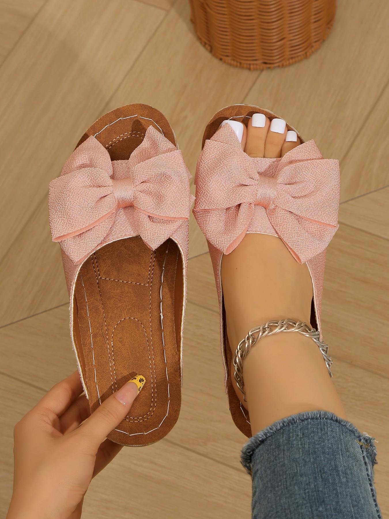 Women's new comfortable and soft casual slip-on sandals, with a soft wedge and flexible sole, essential minimalist sandals for everyday wear, perfect for school, work, and commuting, fashionable and trendy walking sandals.