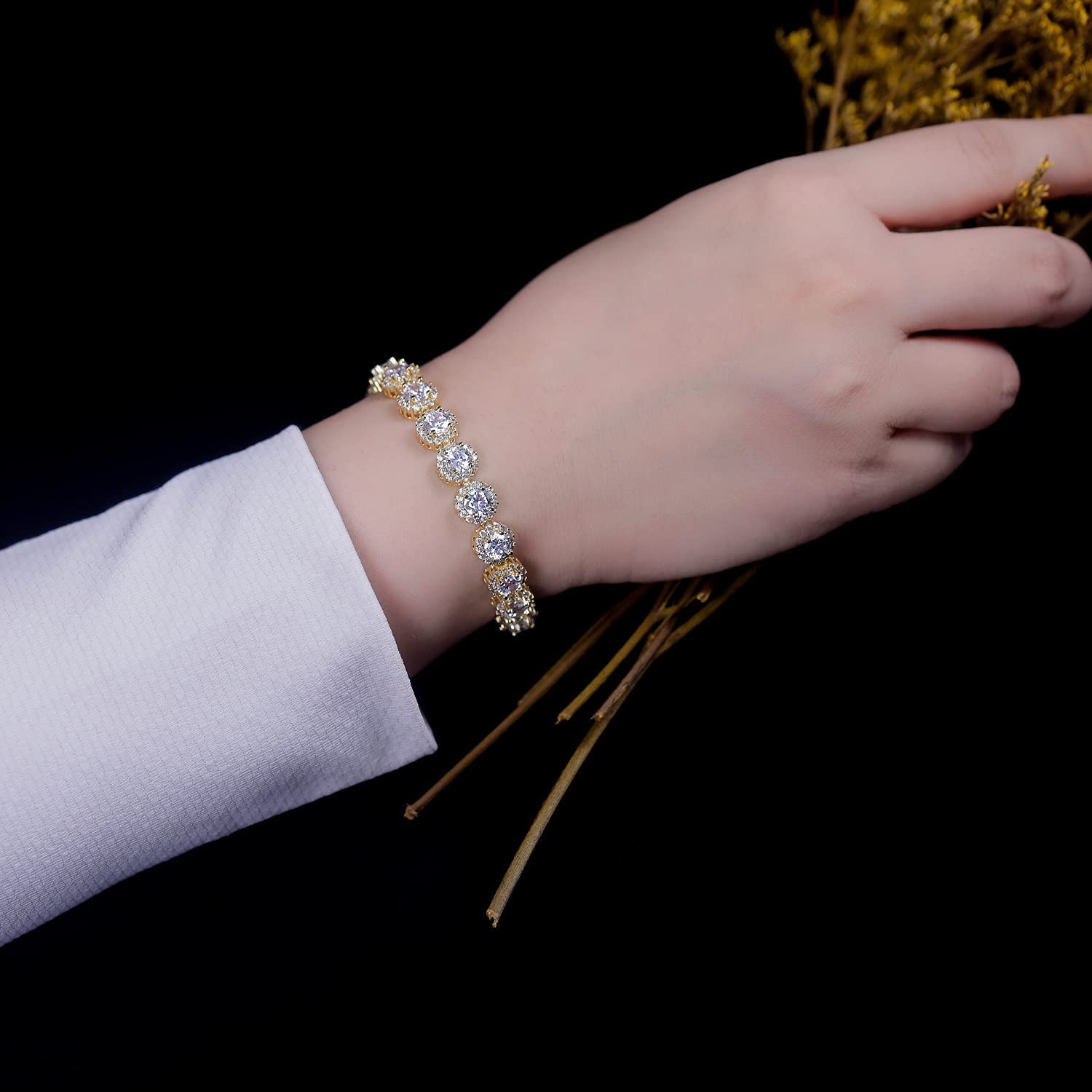 [5A+ Cubic Zirconia] MDFUN 5mm CZ Round Cubic Zirconia Halo Tennis Bracelets for Women For Men Hiphop  Elegant Fashion Trendy Elegant Design ATS61500 copper bracelet classic gift