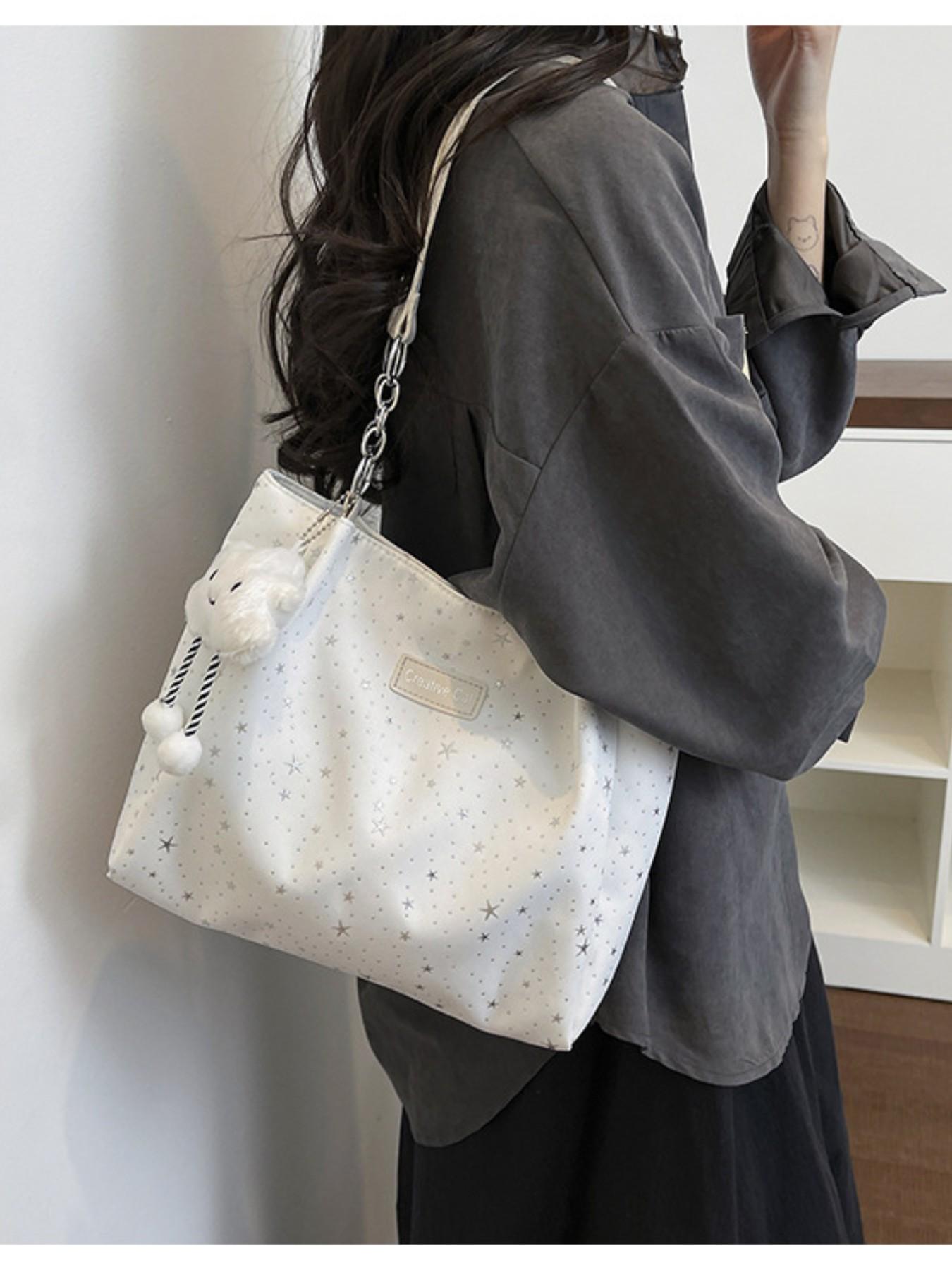2026 New Korean Style Tote Bag, High-End Unique Design, Large Capacity Commuter Shoulder Bag, Fashionable and Versatile for Urban Women