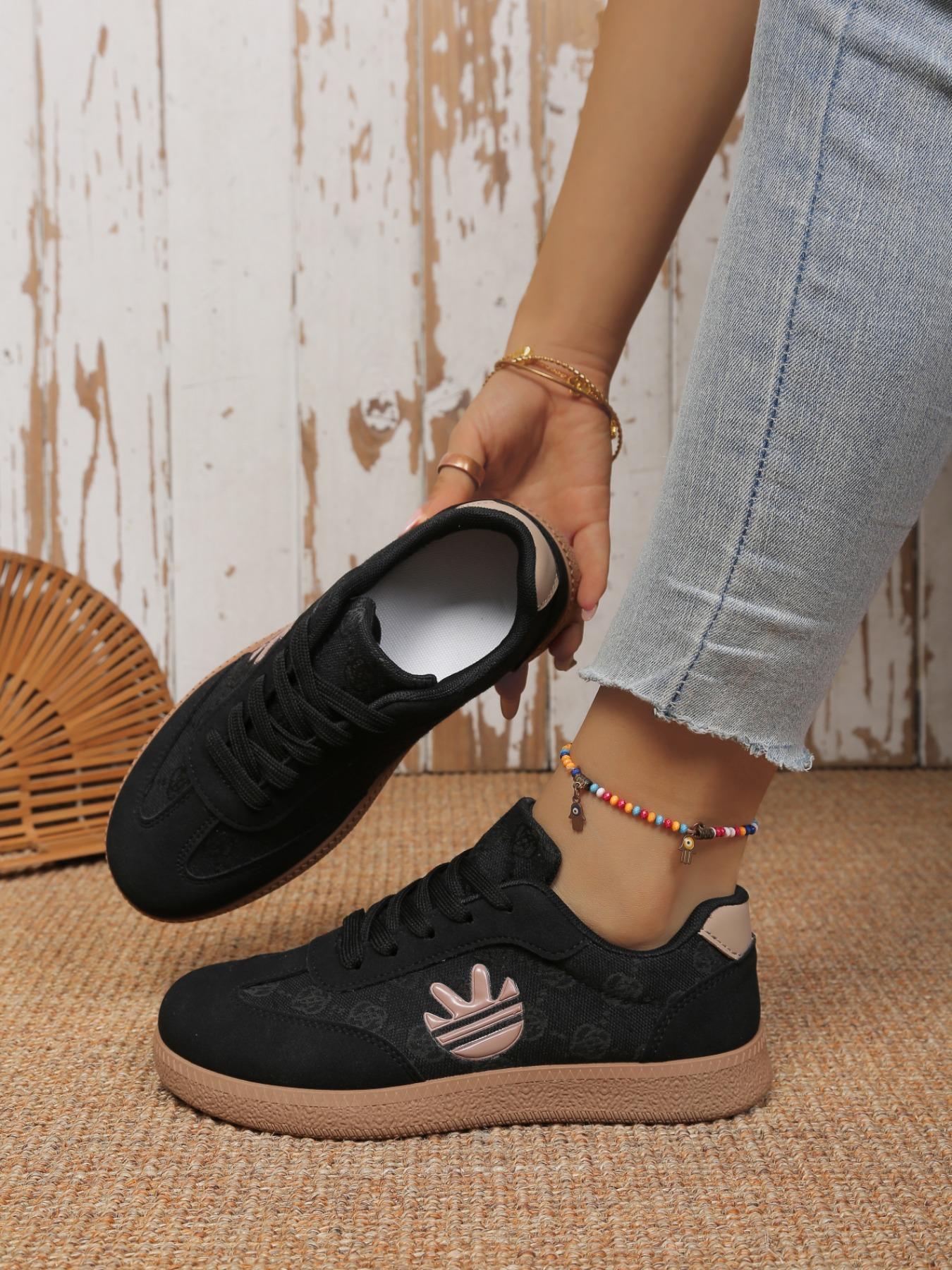 Women's Non-Slip Athletic Shoes for Gym Running, Lace-Up Breathable Lightweight Comfort, Durable Training Sneakers for All Seasons, Sports Running Shoes