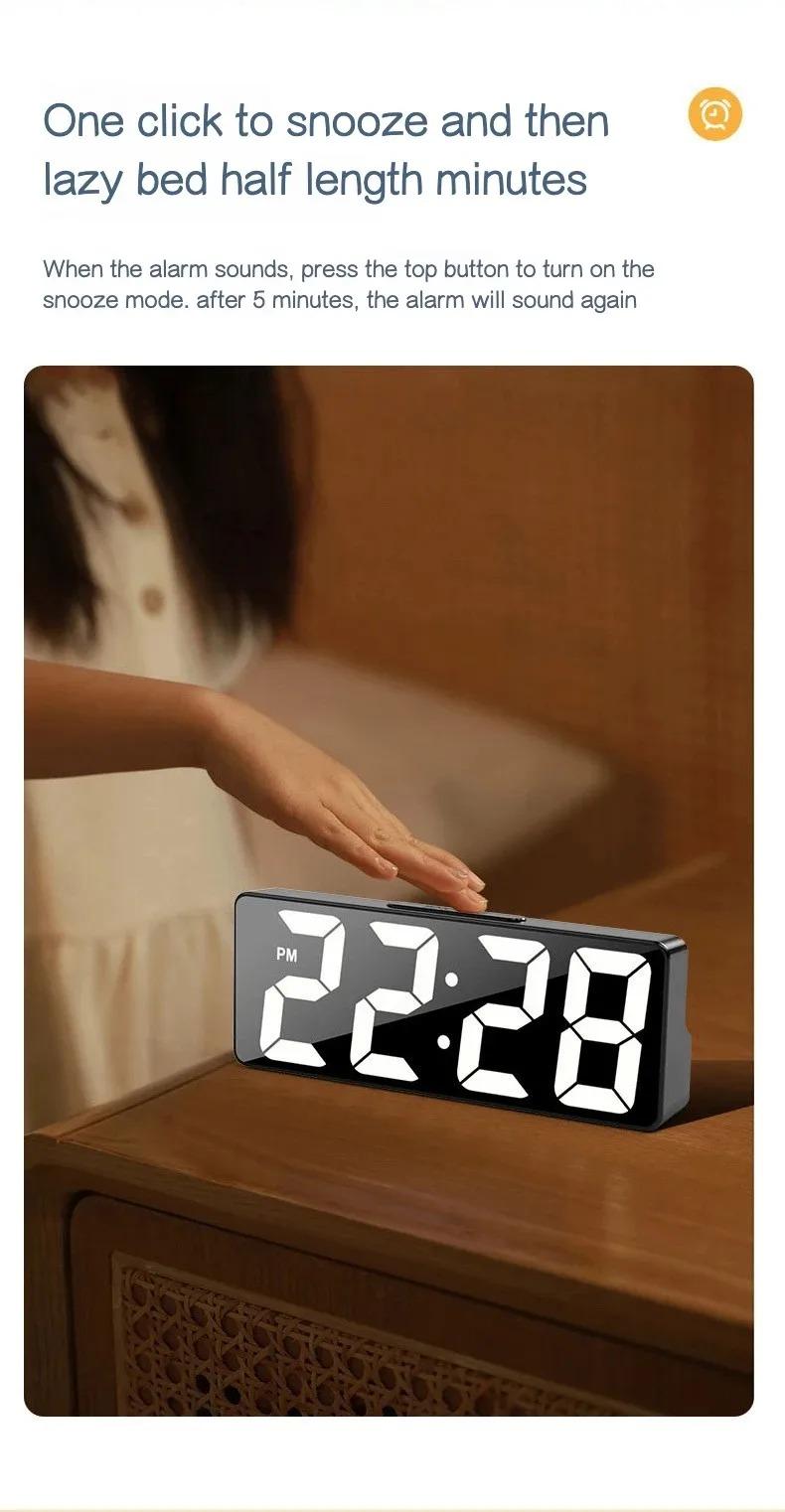 Digital Clock LED Wake Up Light Multifunctional Alarm Clock Bedroom Electronic Desktop Clock With Temperature Display Adjustable Brightness USB Powered Clock