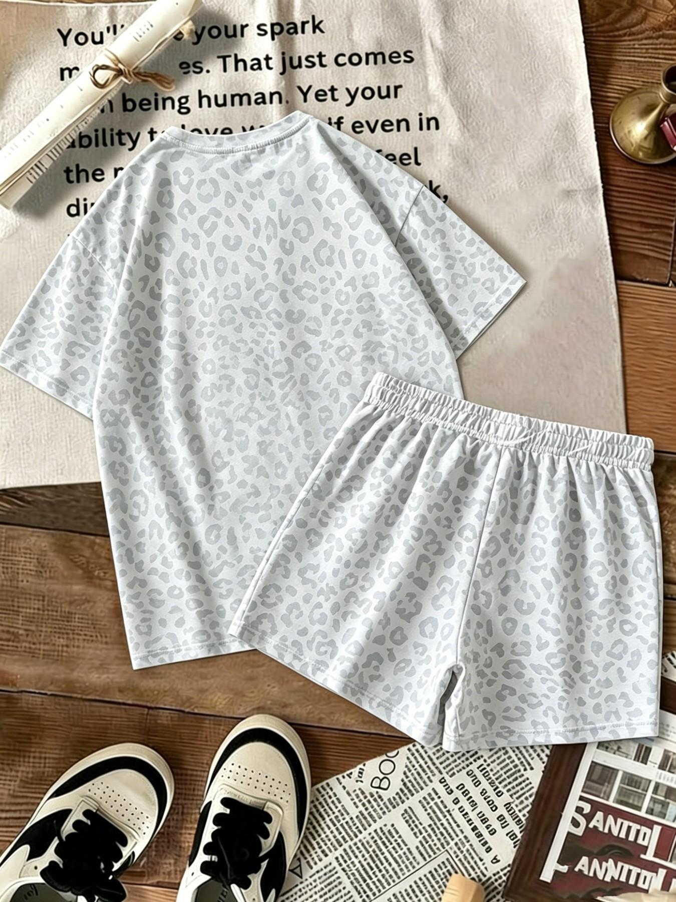 Women's 2-Piece Casual Leopard Print Loose Fit Short Sleeve T-Shirt and Elastic Waist Shorts Set for All Seasons Clothes