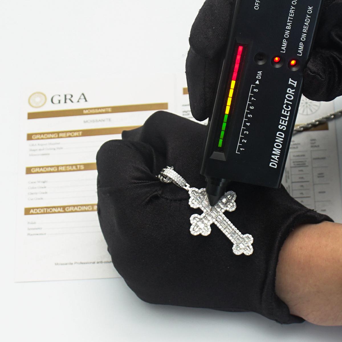 Delzzad Cross Pendant VVS Micro Pave Baguette Synthetic Moissanite S925 Crossnecklace Unisex Necklace Jewelry Wedding Anniversary Engagement Christmas Gift for Men Women Delzzad Cross Pendant VVS Micro Pave Baguette Synthetic Moissanite S925 Crossnecklace Unisex Necklace Jewelry Wedding Anniversary Engagement Christmas Gift for Men Women