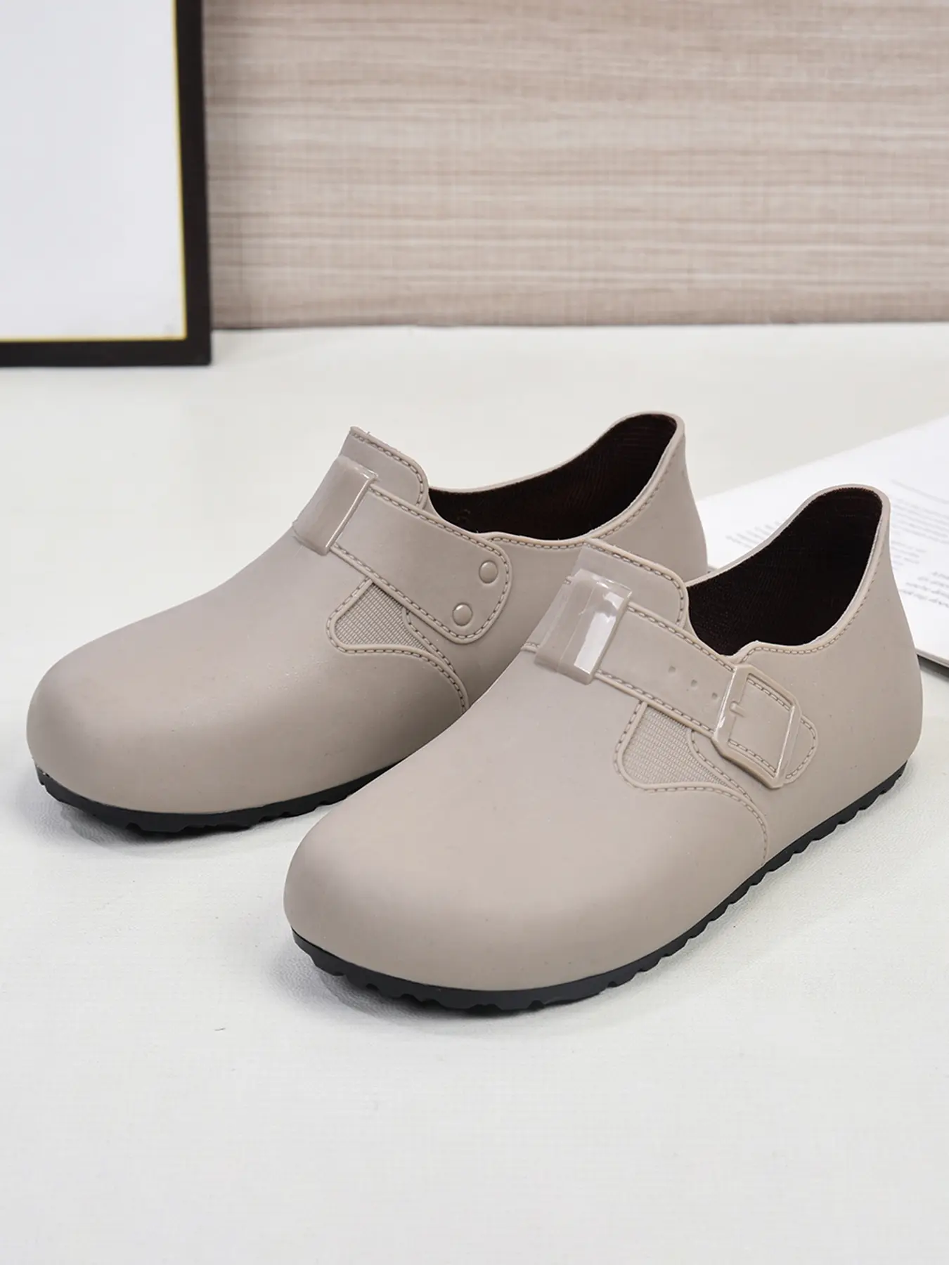 Women’s Trendy Slip‑on Low‑Cut Rain Shoes Water Shoes, Easy Pull‑on, Soft Foot‑Fitting Upper, Flexible Anti‑Slip Wear‑Resistant Flat Sole, Gentle Multi‑Colors for Daily Fashion, Rainy Commute, Shopping, Post‑Rain Walks & Housework, Sizes 36‑41