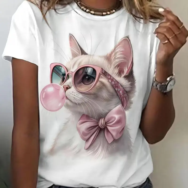 Cute White Cat Blowing Pink Bubble Gum Graphic Tee Women Coquette Pink Bow Sunglasses Kitten T Shirt Cat Mom Casual Summer Top