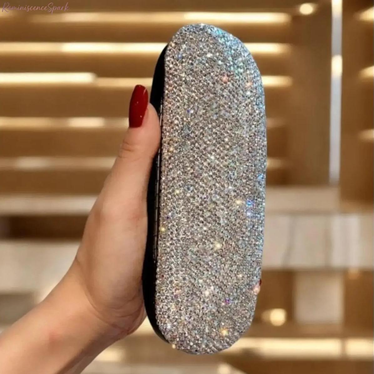 Sparkle Rhinestone Glasses Case, Glam Luxury Protective Storage Holder for Sunglasses, Fashion Portable Accessory Ideal for Travel, Daily Carry & Premium Gift Giving