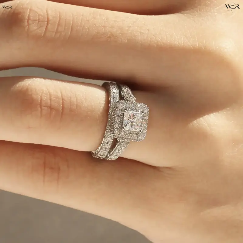 Women's Vintage Princess Cut Halo Wedding Ring Set, 2-Piece Female Bridal Engagement Stacked Ring Stack, Milgrain Detail Antique Silver-Tone Artificial Zircon Promise Bands, Dainty Sparkling Statement Jewelry for Wedding Ceremony, Daily Wear