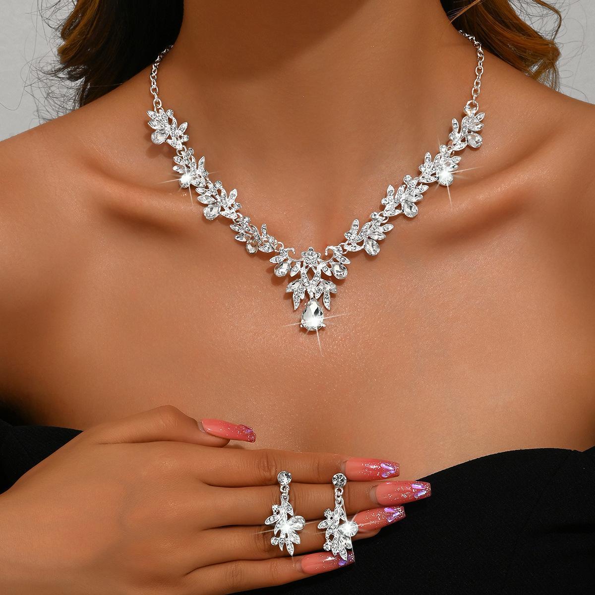 1PC Wholesale Bridal Jewelry Set, 2-Piece Rhinestone Necklace & Earring Kit, Sparkly Crystal Alloy Chain Formal Accessories For Wedding Party Evening, Ideal For Brides & Bridesmaids