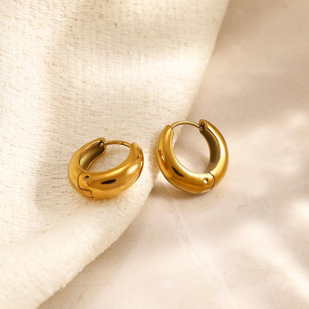 Stylish Titanium Steel C-Shaped Hoop Earrings, 18K Gold Plated, Inlaid Zircon, Trendy & Versatile Design, Tarnish & Water Resistant, Perfect Birthday & Holiday Gift for Her