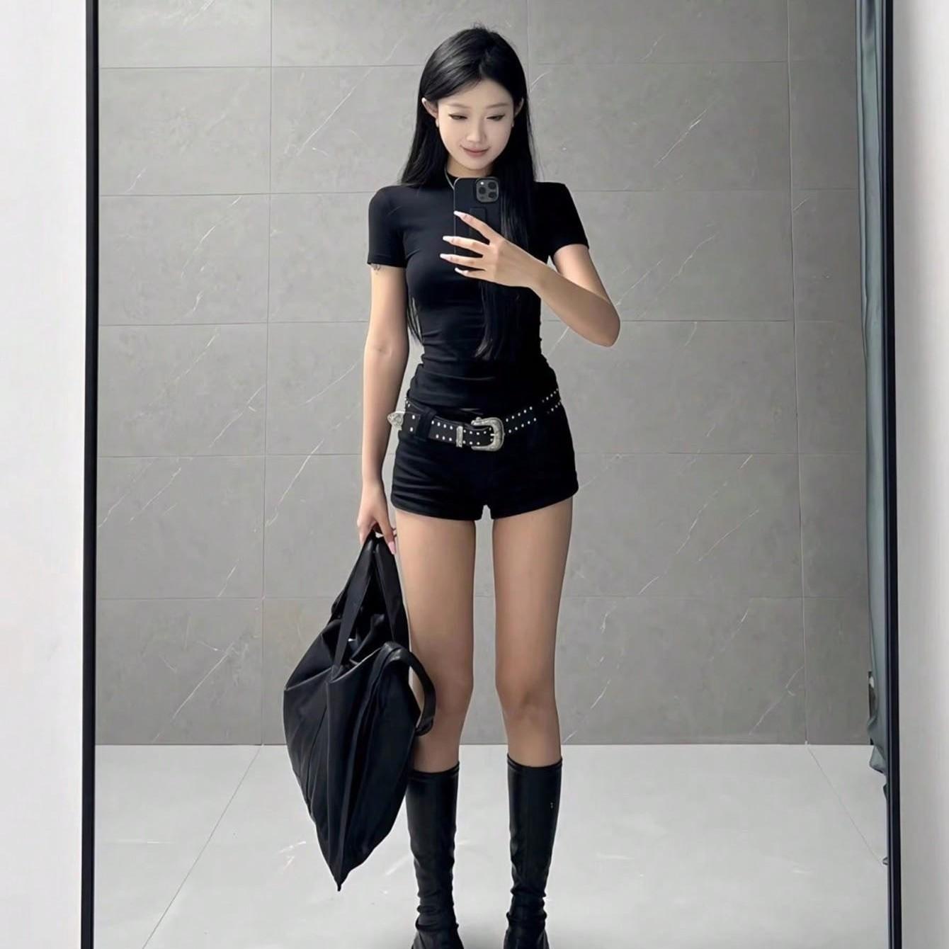 Y2K Vintage Versatile Belt, Carved Rivet Pin Buckle Fashion Belt, Suitable for Daily Wear, Dates, Stylish Accessory