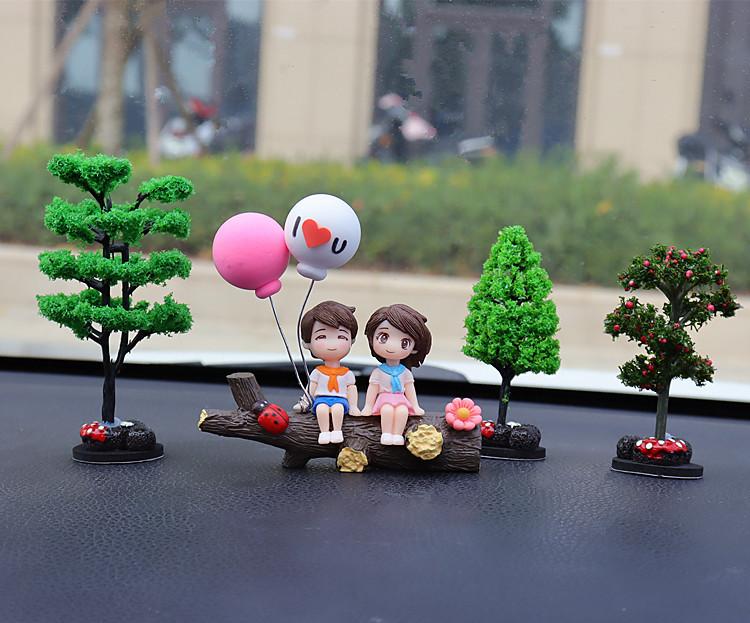 Cute Tree Branch Couple Car Ornament, Center Console Decor with Confession Balloons