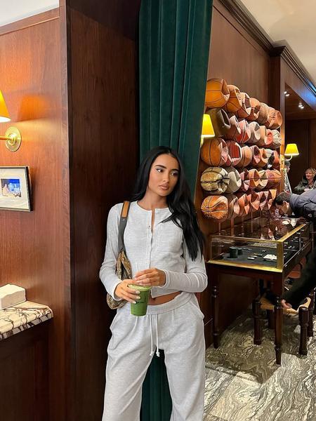 Women's Casual Slim Fit Long Sleeve Crop Top & Pants Set, Solid Color Two-Piece for Fall Season, Comfortable Fitted Clothing Ensemble