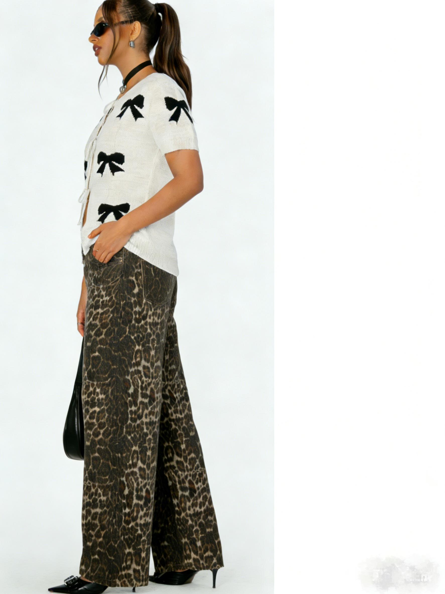 Playful Contrast Beige-black Bow Jacquard Design Tie-front Open Knitwear Cardigan, Casual Soft Neutral Short Sleeve Knits Sweater, 2026 Summer Coastal Vacation Cool Girl Fashion Sexy Tie Top, Coquette Aesthetic Fashion Style, Y2K Retro Vintage Style