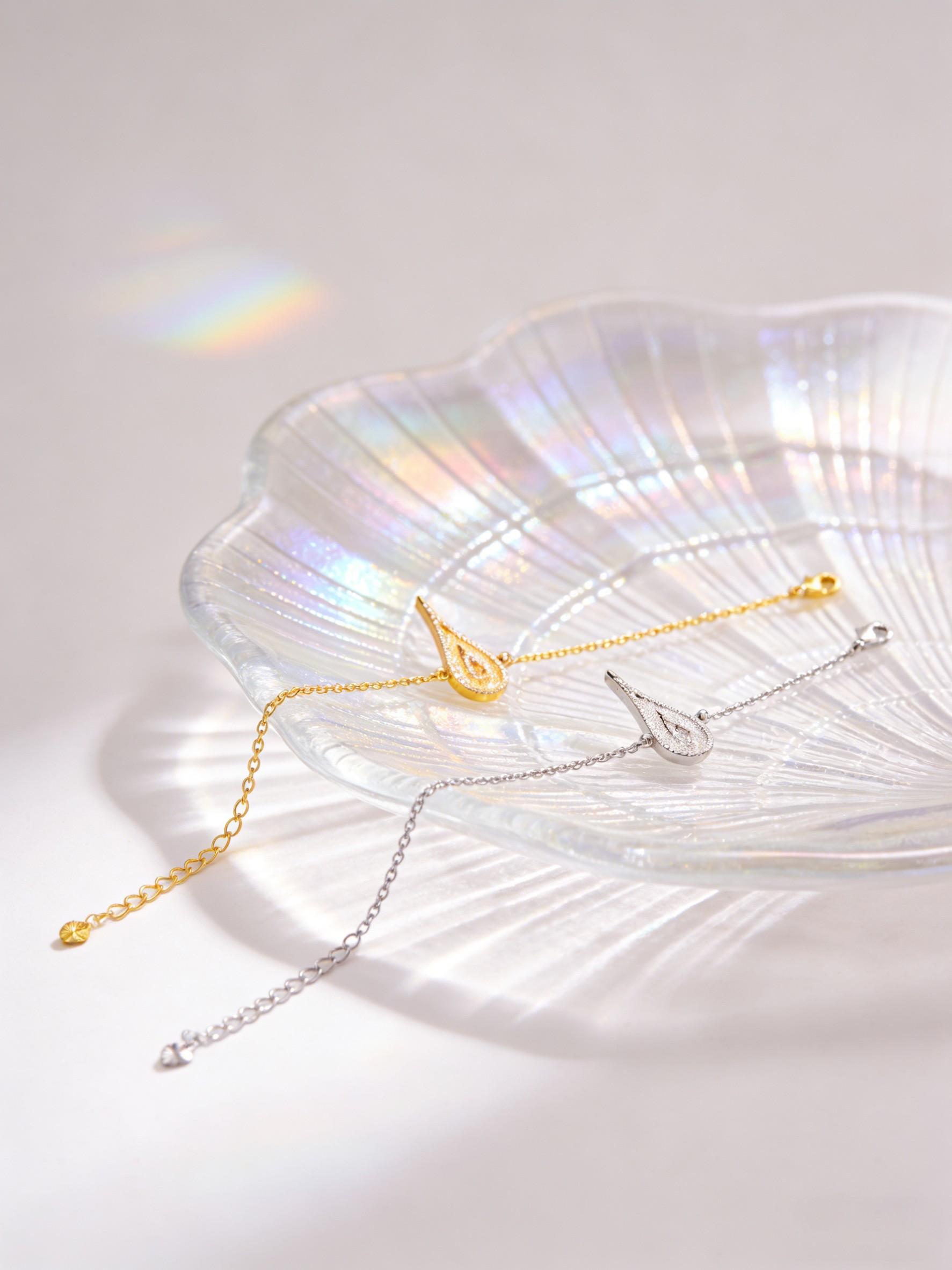 Luxury Minimalist 18K Gold Plated Teardrop Bracelet, Dainty Adjustable Chain For Women, Perfect Daily Office & Bestie Gift