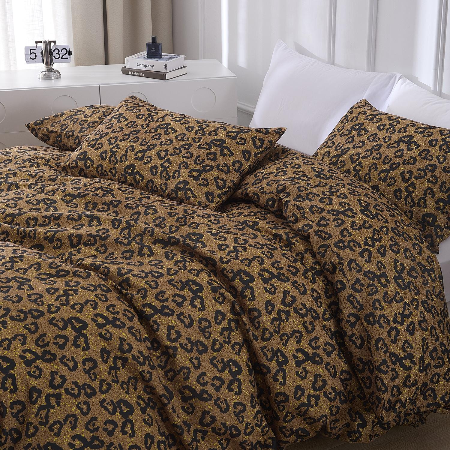 Extra Large Leopard Print Bedding Set, 3-Piece Polyester Comforter and Pillowcases, Modern Style Bedding for All Seasons