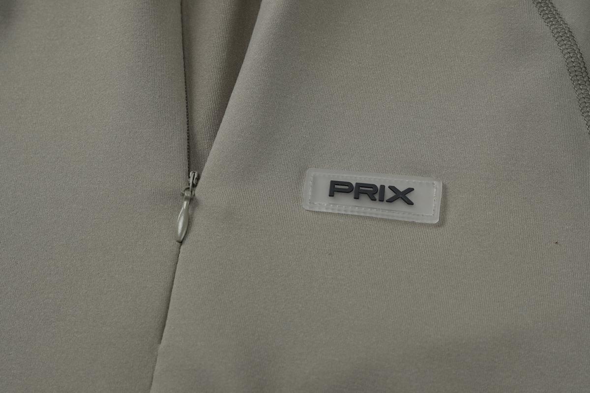 Women's Plain Zip-Up Crop Tee with Letter Patches and Stitching, Casual Trendy Mock-Neck Tight-Fitting Top for Daily Wear, Ladies' Spring & Fall Clothes