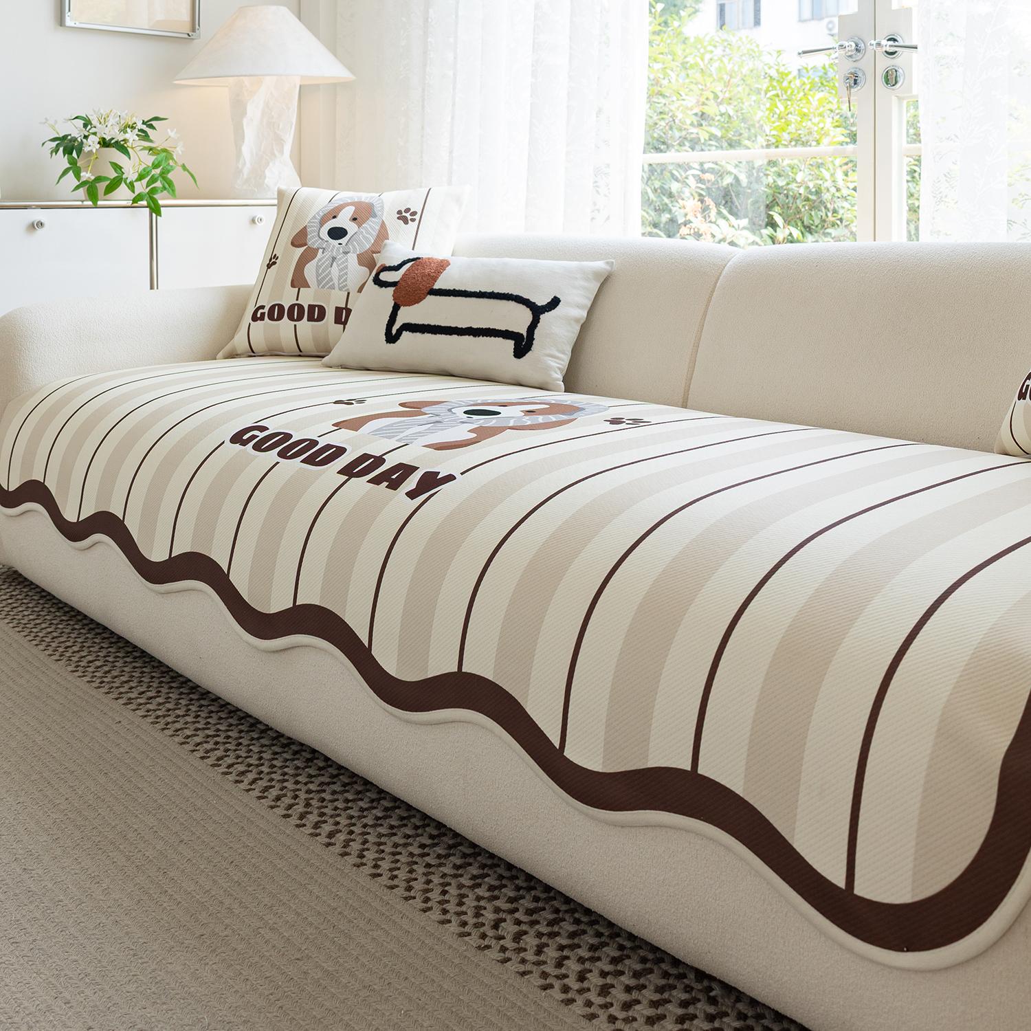 1pc Dog Ice Silk Sofa Pad, Soft Skin-Friendly Cool Cushion, Fashionable Edge Design, Dust-Proof, Fits Single to Five-Seater Sofas